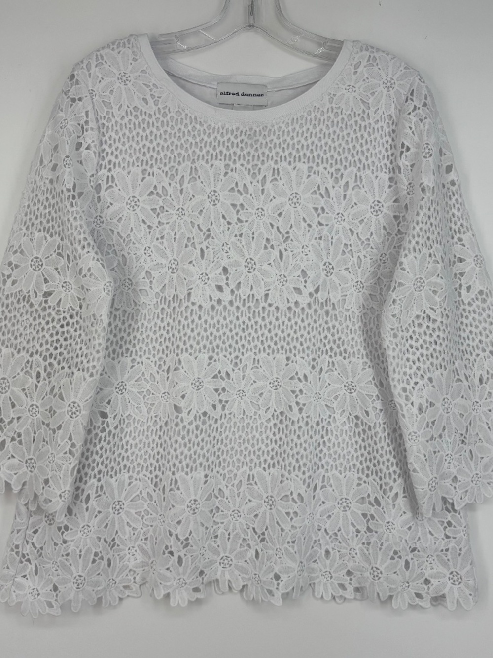 Alfred Dunner Womens Small Pullover Tunic Top White Crochet Lace 3/4 Sleeves